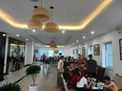 INDOTEL HALONG HOTEL – Photos 13
